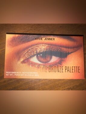 New! Kylie Cosmetics The Bronze Palette